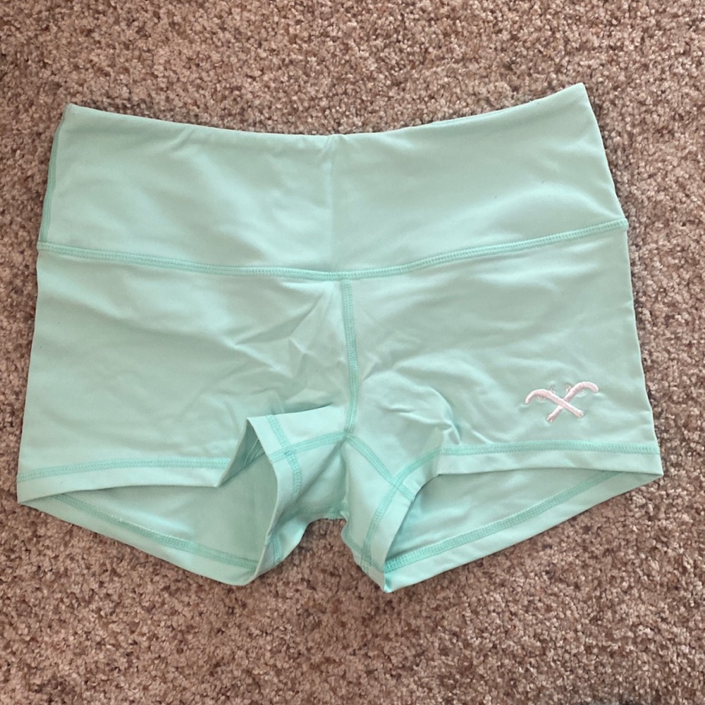 Mint booty shorts